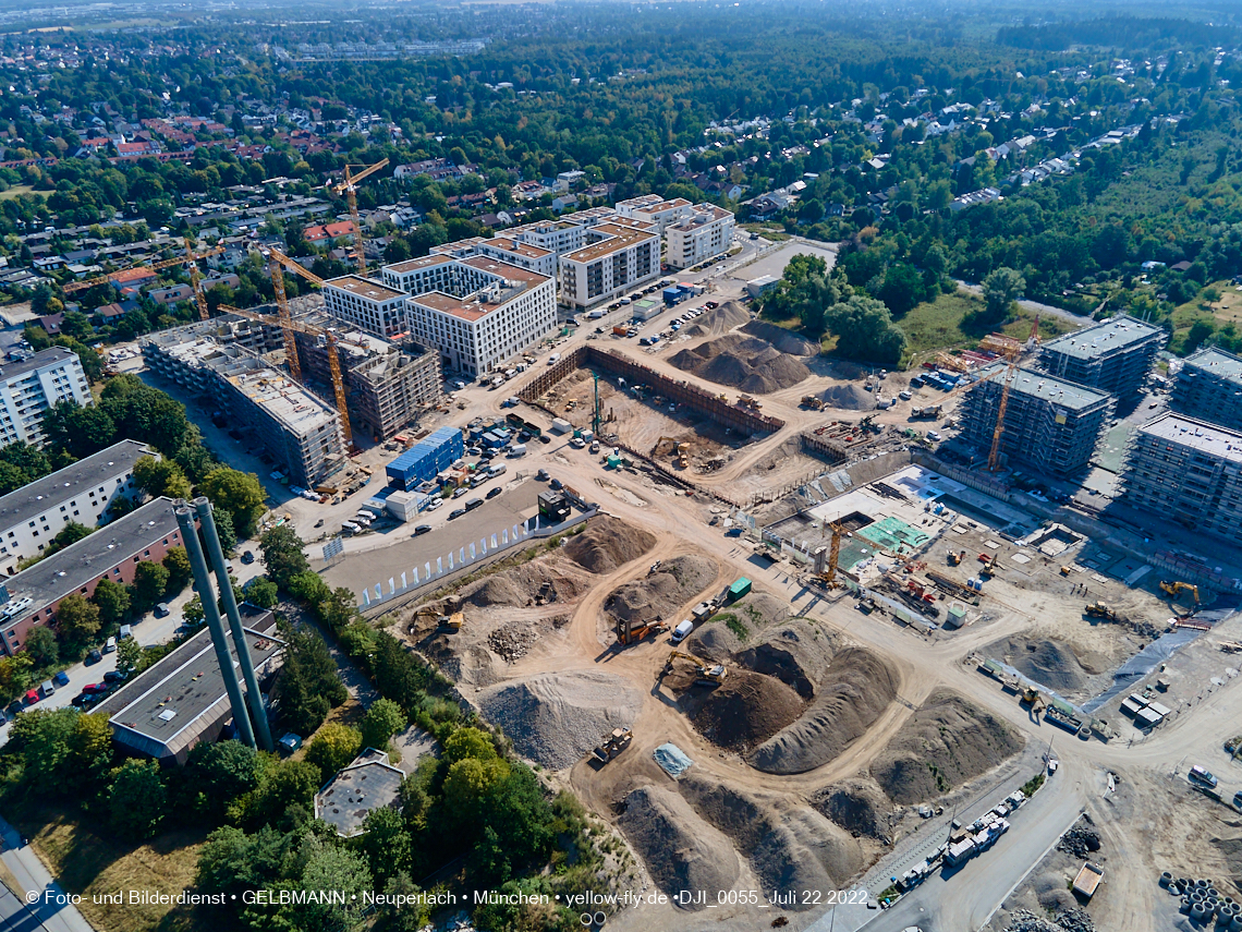 22.07.2022 - Baustelle Alexisqaurtier und Pandion Verde in Neuperlach